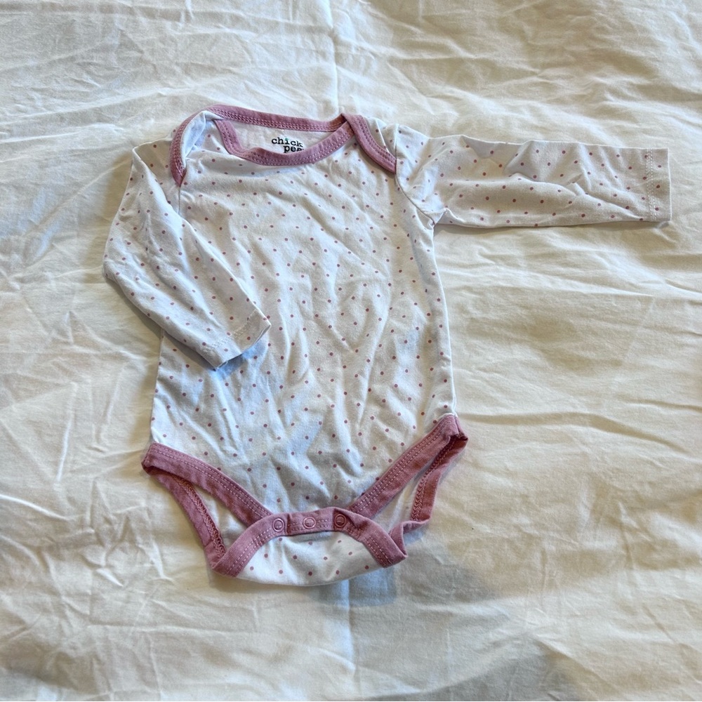 Kid / pink dot onesie 3-6M